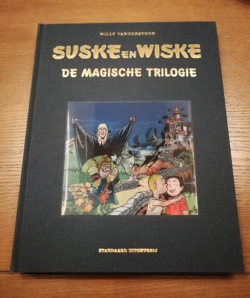 Bibliofiele uitgaven - de magische trilogie 414-500 2002_a (71K)